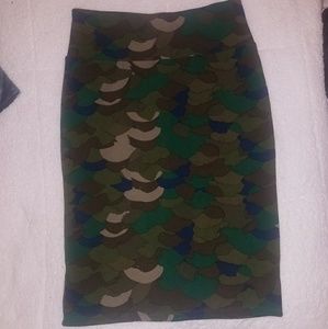 Camo Lularoe Cassie Skirt size Med